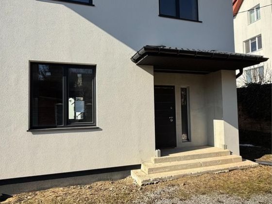 Продам будинок окремий в Червоних Горах