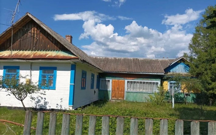 Продам   Будинок м. Березне, с. Хотинь - фото 1