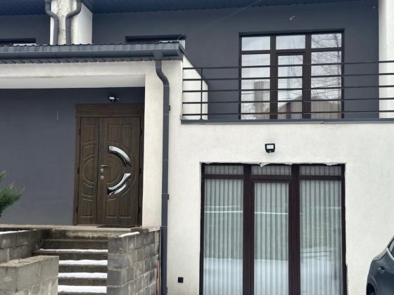 Продаж котеджу, с. Петриків Петриків