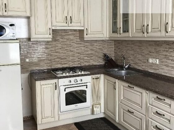 Продаж у с. Біла