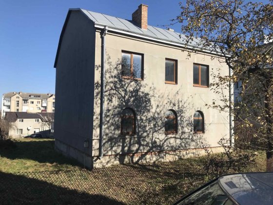 Зборiв продам будинок Зборов