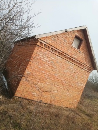 Продам будинок можна і під розбор участок єсть - фото 1