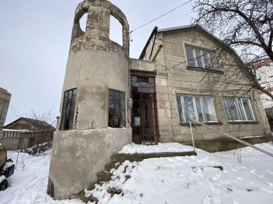 Будинок неподалік пожежної частини, Коса Первомайск