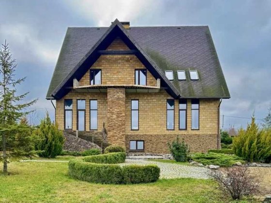 Продам дом в смт Бабаи! ДОБРОТНЫЙ дом с подземным гаражем! Ландшафт Бабаи