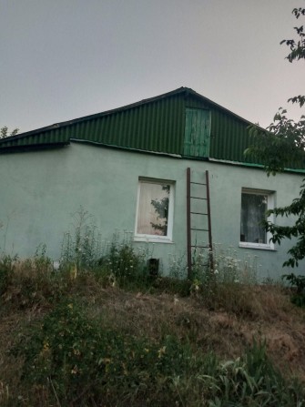 Продам хорошенький дом в Безлюдовке - фото 1