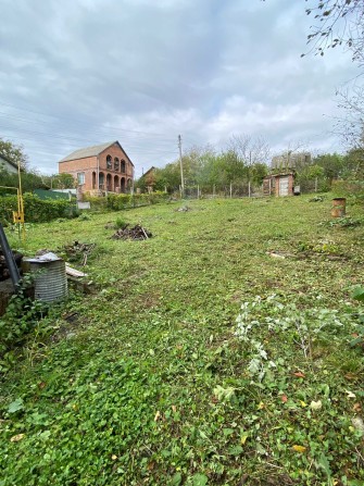 Продаж будинок з участком - фото 1