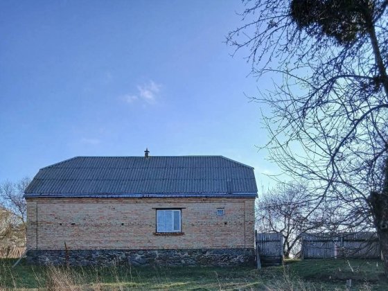 Продам будинок  в с.Глушки  Корсунь -Шевченківський район