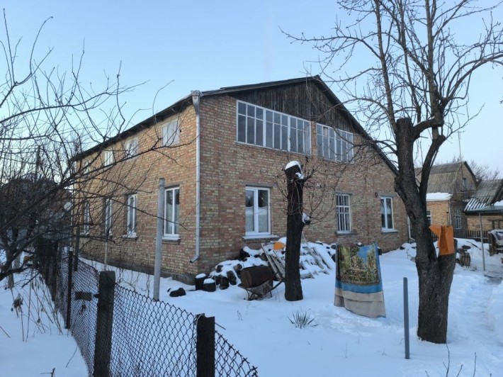 Продам будинок в Корсуні - фото 1