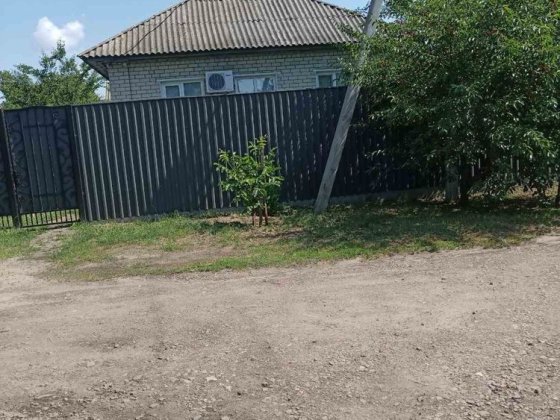 Продам гарний будинок з усіма зручносиями , меблями та технікою Бахмач