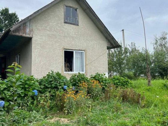Продається будинок СТОРОЖИНЕЦЬ, 0.4 гектара! ГАЗ! Ліс! Річка Сторожинец