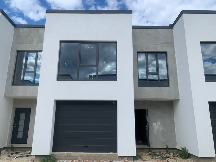 Продаються сучасні таунхауси з гаражом - фото 1