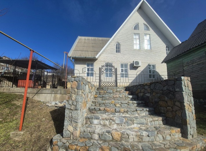 Продам дом 103 м² с большим ангаром КУШУГУМ!! - фото 1