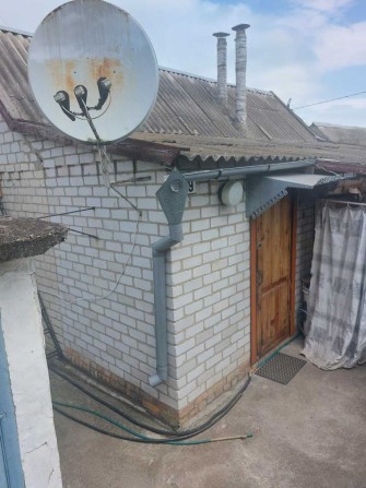 Будинок з гаражом і ділянкою - фото 1