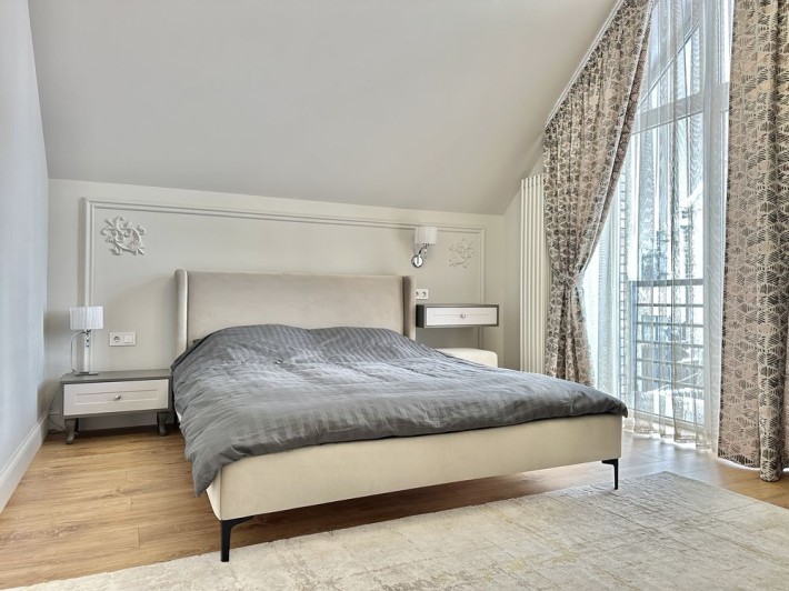 Будинок з сучасним ремонтом в КМ Парк Резиденс. Без комісії - фото 1