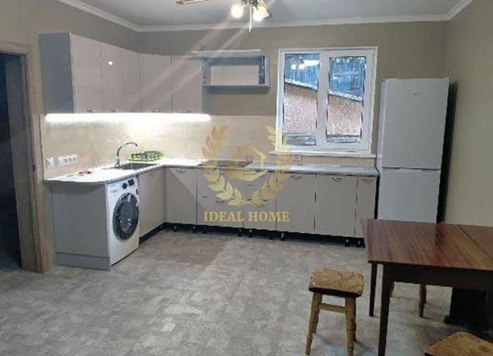 Продам будинок 50 м² в центрі Броварів | Ділянка, всі комунікації - фото 1