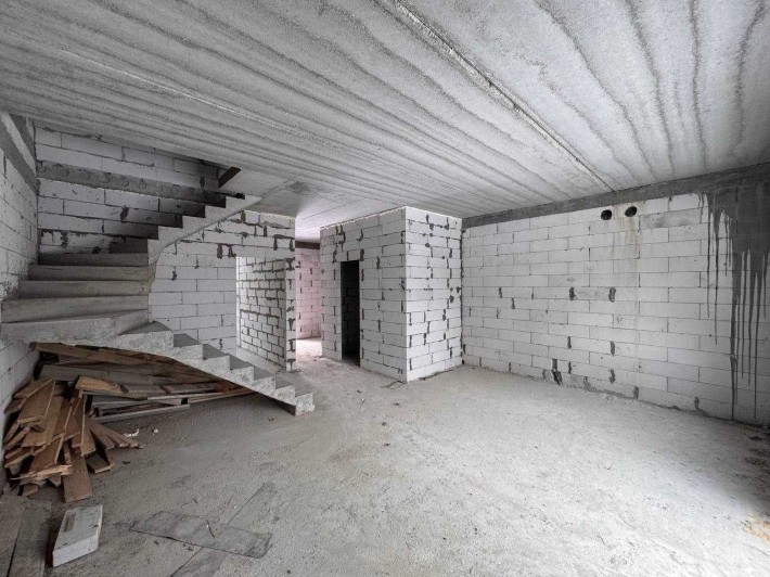 Таунхаус біля 3 школи, центральна каналізація, ДЕРЖ.ПРОГРАМИ - фото 1