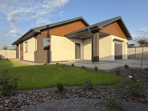 Продаж будинку біля недільного ринку ( 130 кв.метрів) Бориспіль