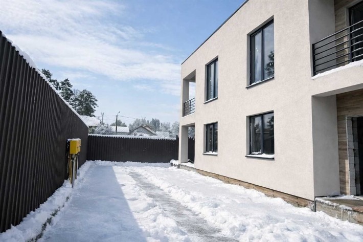 Продаж дуплекса 103 м² з газом і центральною водою на 2,5 сотках - фото 1