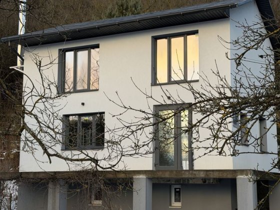 Будинок з ремонтом і меблями Ивано-Франковск