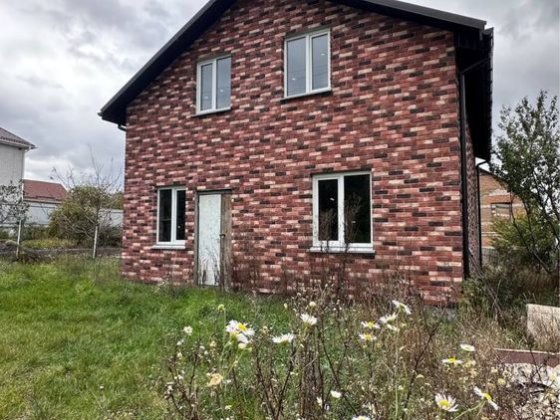 Будинок в чудовій локації Бучі Буча