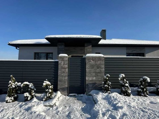 Одноповерховий будинок 120 м² у Бучі 6 соток 4 спальні | Тераса 28 м²