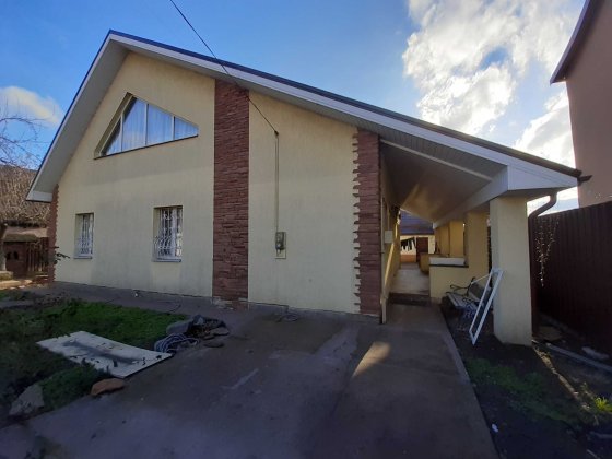 Будинок 88 м цегла ГАЗ + 8 соток центр Борисполя Бориспіль