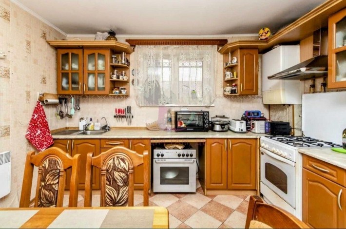 Продається будинок з гаражем. - фото 1