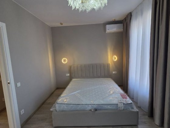 Таунхаус з новим сучасним ремонтом Центр Центральний парк Газ Ирпень