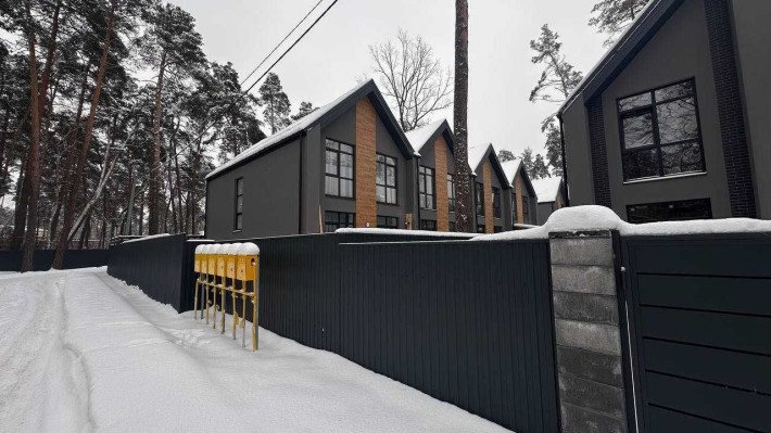 Таунхаус біля Бучанського парку з газом та переднім двором в лісі!!! - фото 1