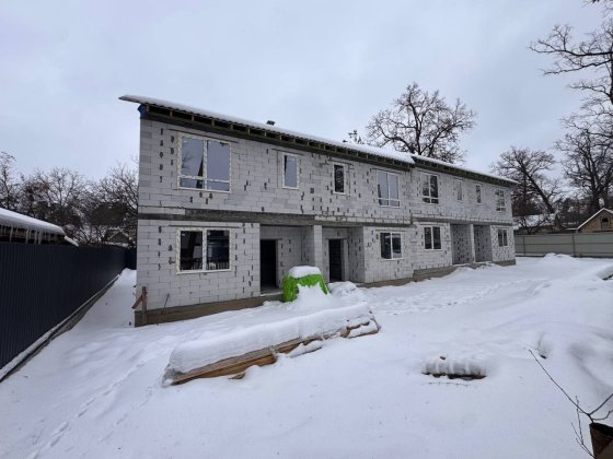 Таунхаус поруч з ЖК Континент - всі центральні комунікації!!! Буча