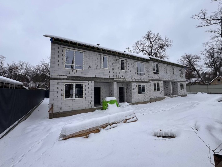 Таунхаус поруч з ЖК Континент - всі центральні комунікації!!! - фото 1