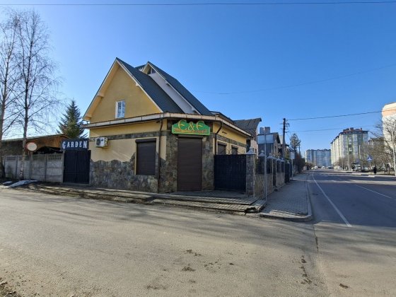 Продаж будинок 300м²,ділянка 7сот. КАСКАД. Бізнес. Комерція Ивано-Франковск
