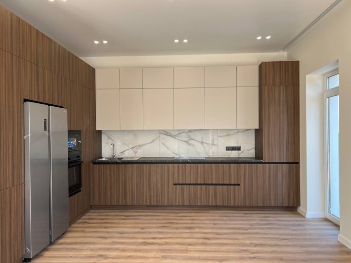 Продам будинок з ремонтом та басейном/3.7сотих/180м2/біля річки - фото 1