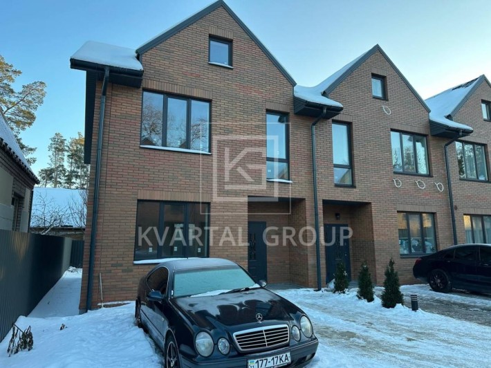 Продам кутовий таунхаус ​BRIGHTON TOWN від Aid Group - фото 1