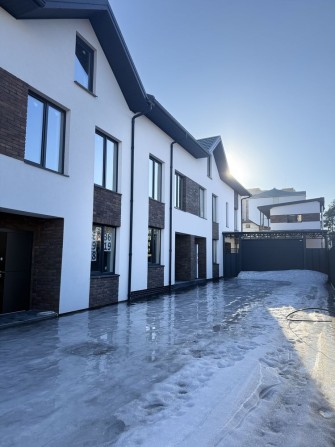 Таунхаус Ірпінь самий центр міська площа ГАЗ - фото 1