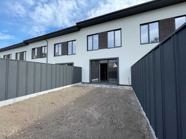 Таунхаус в центрі Ірпені під ЄОселю та ЄВідновлення,  ГАЗ - фото 1