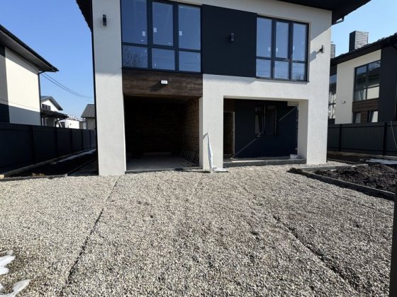 Сучасний будинок готовий до ремонту Ивано-Франковск