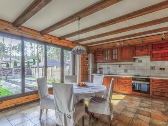 ЕКО-будинок з РЕМОНТОМ І душею. Є ПІДВАЛ  і баня. ЛЮКС-локація. 10 сот Буча