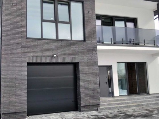 Просторий сучасний будинок Ивано-Франковск