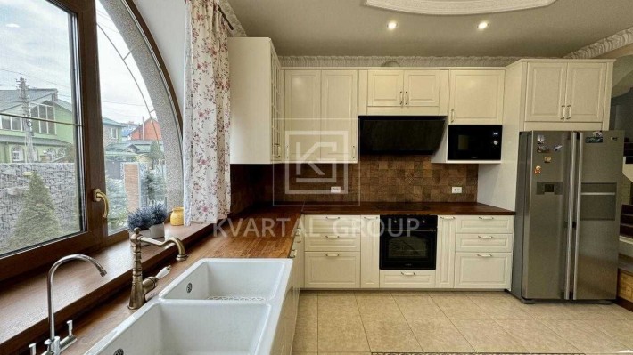 Будинок з власним укриттям в центрі Бучі ТОП ПРОПОЗИЦІЯ - фото 1