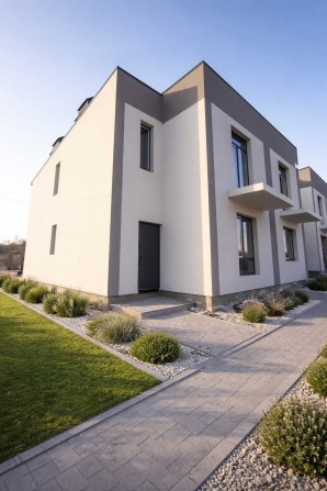 Готовий боковий таунхаус 135м², велике подвір‵я, всі міські комунікаці - фото 1