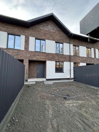 Продам Таун Хаус в найкращій локації Ірпеня - фото 1