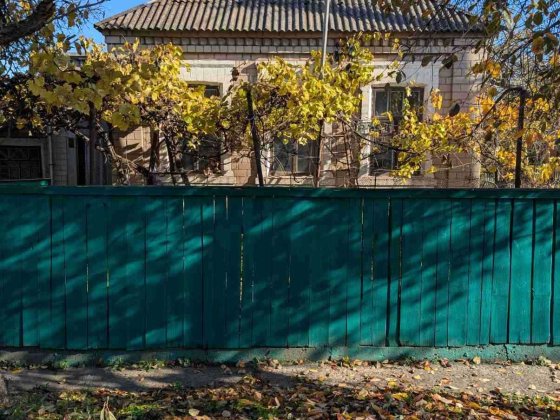 Продаж приватного будинку, район Ластівки (Довгинцево) Кривой Рог