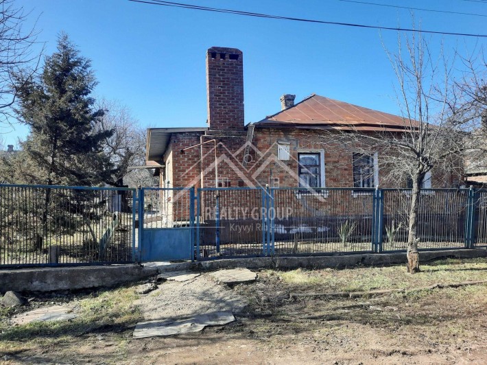 Продається будинок на березі річки, район Бажанова - фото 1