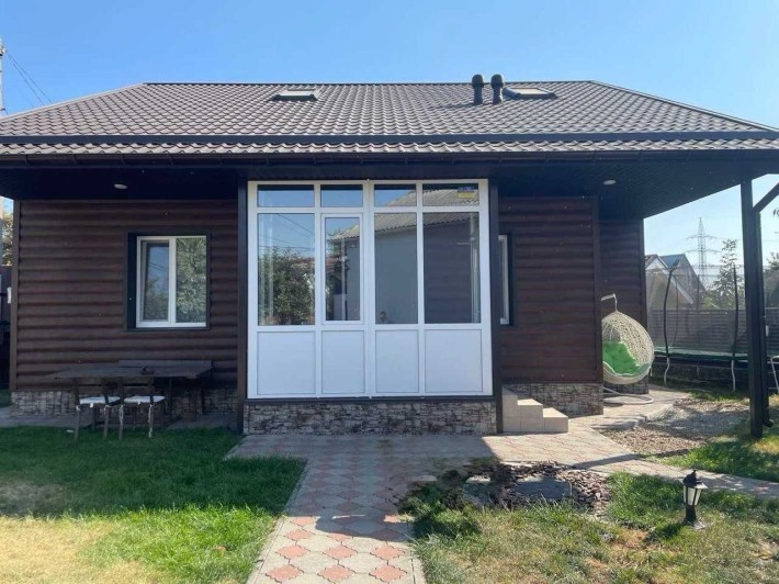 Продам двоповерховий будинок. Район вул. Хорольської. - фото 1