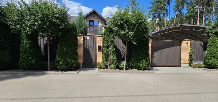 Будинок в  Бучі, Лазня .Басей - фото 1