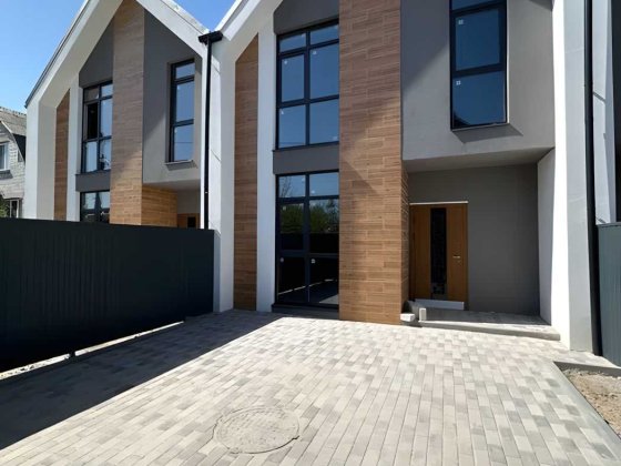 Таунхаус в Центрі Міста поруч з Набережною. Топ Локація. Без % Ирпень