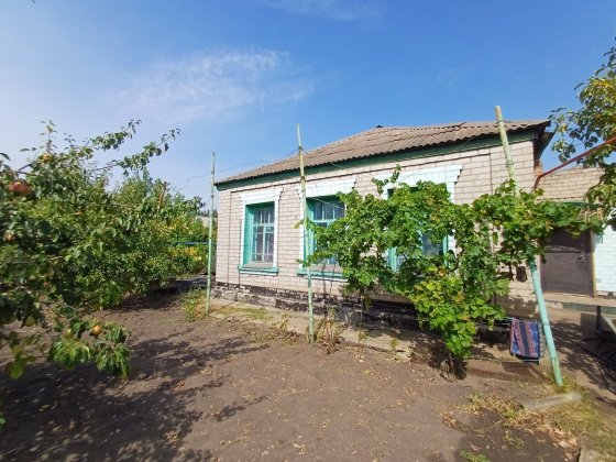 Просторный дом на 4комнаты, по очень приятной цене!  Ул.Серафимов Кривой Рог