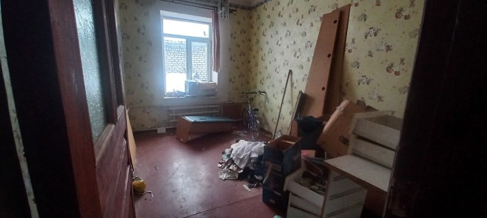 Продам дом на крюкове, возле стадиона - фото 1