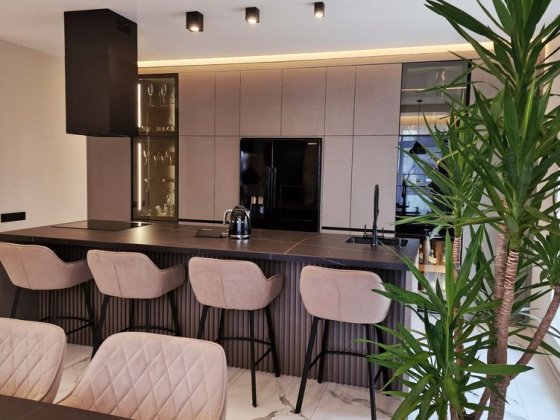 Продається Дуплекс з дорогим дизайнерським ремонтом у Закритому КМ Ірпінь